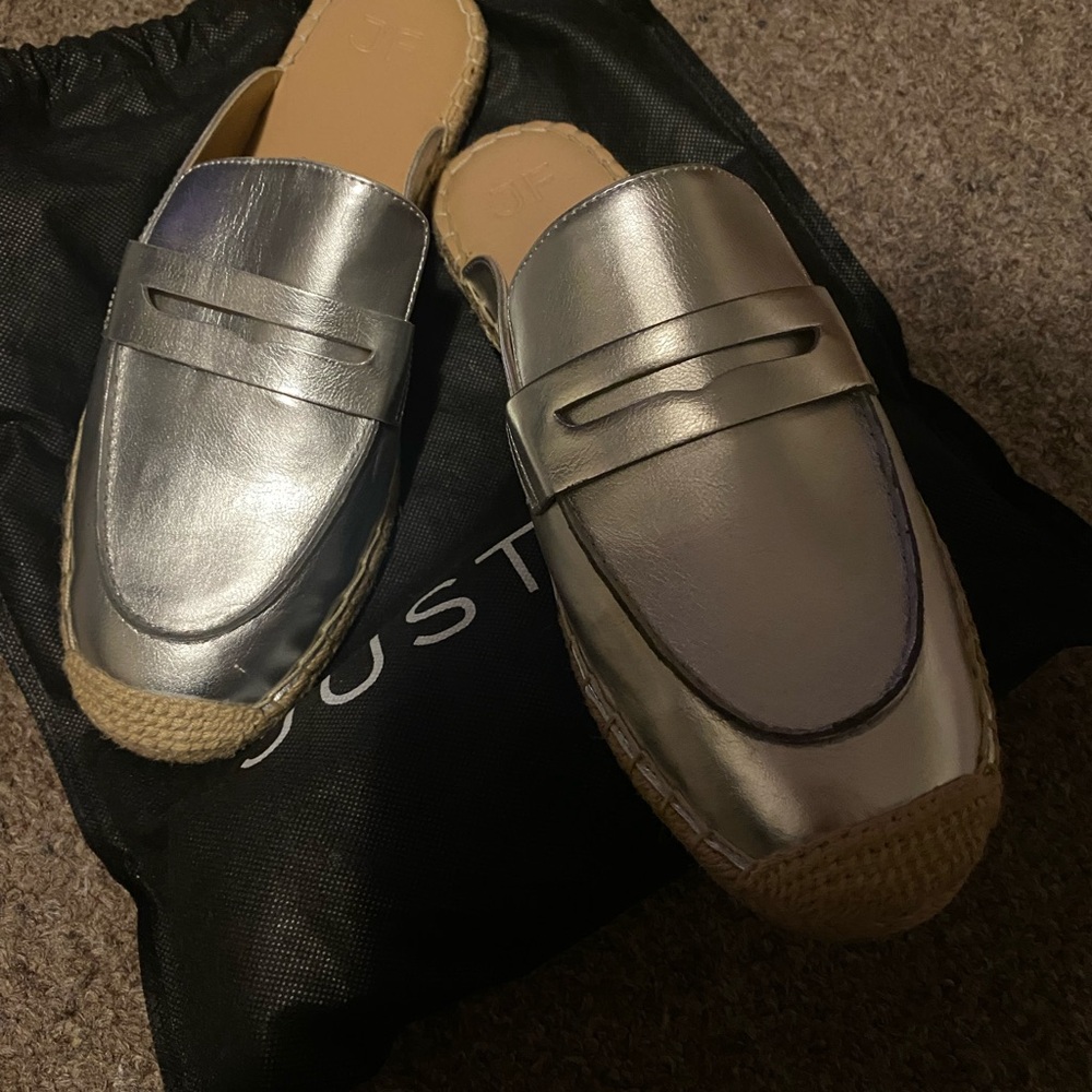 JustFab Metallic Silver Espadrille Loafers